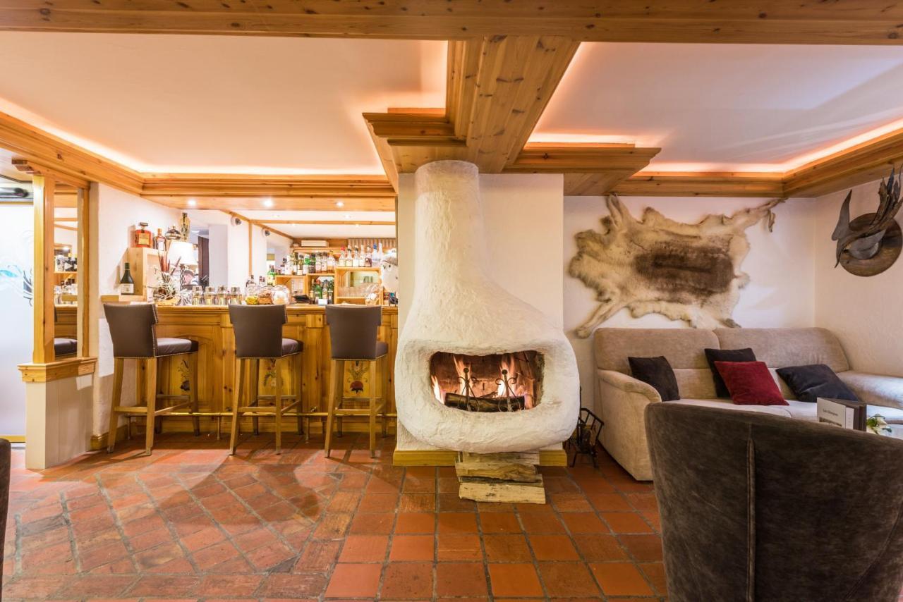 Hotel Les Sherpas Courchevel Eksteriør billede