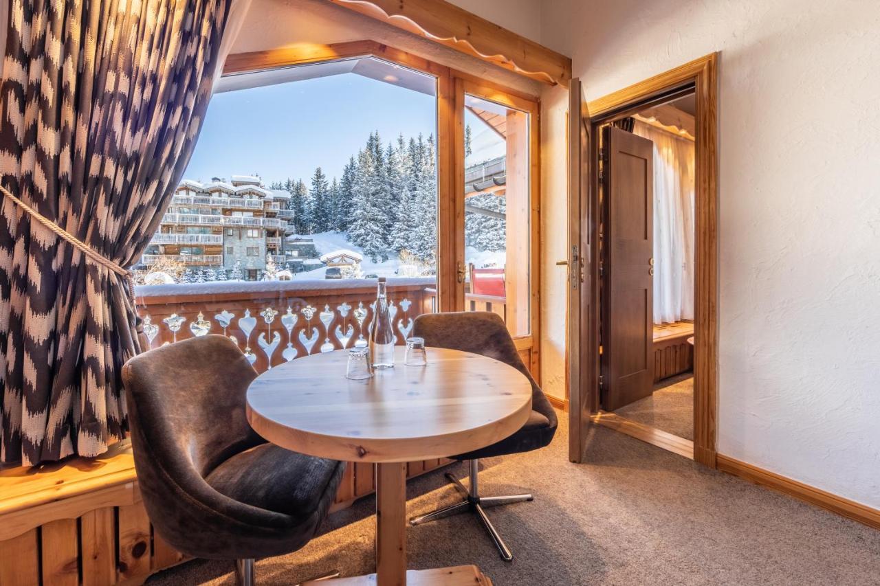 Hotel Les Sherpas Courchevel Eksteriør billede